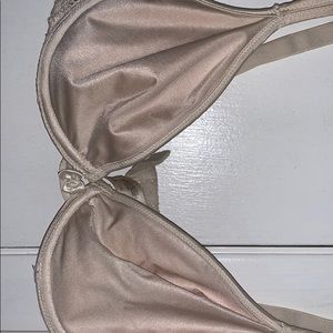 Adorable cream underlined padded bra